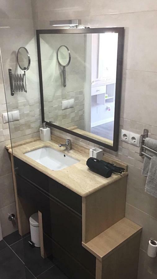 Isabel Manoja Apartment Torremolinos Kültér fotó